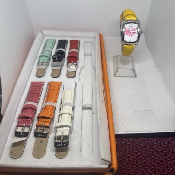 Invicta Lupah 19840 Peace & Love Ladies Quartz Watch w/ 7 Strap READ - Picture 2 of 16
